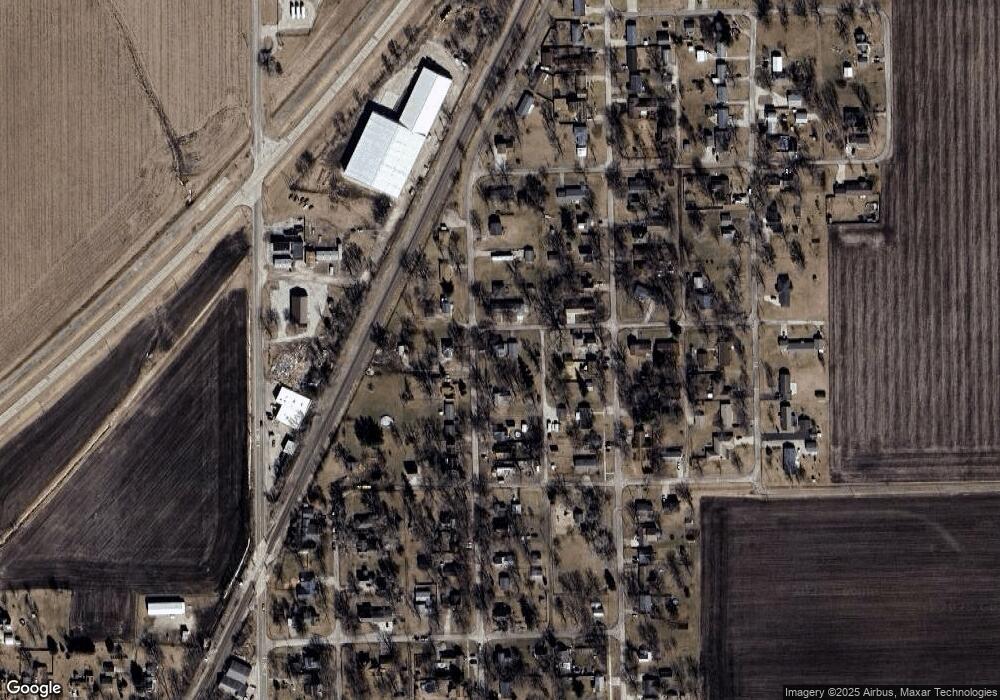 428 N 2nd Ave, Chenoa, IL 61726 - photo 1