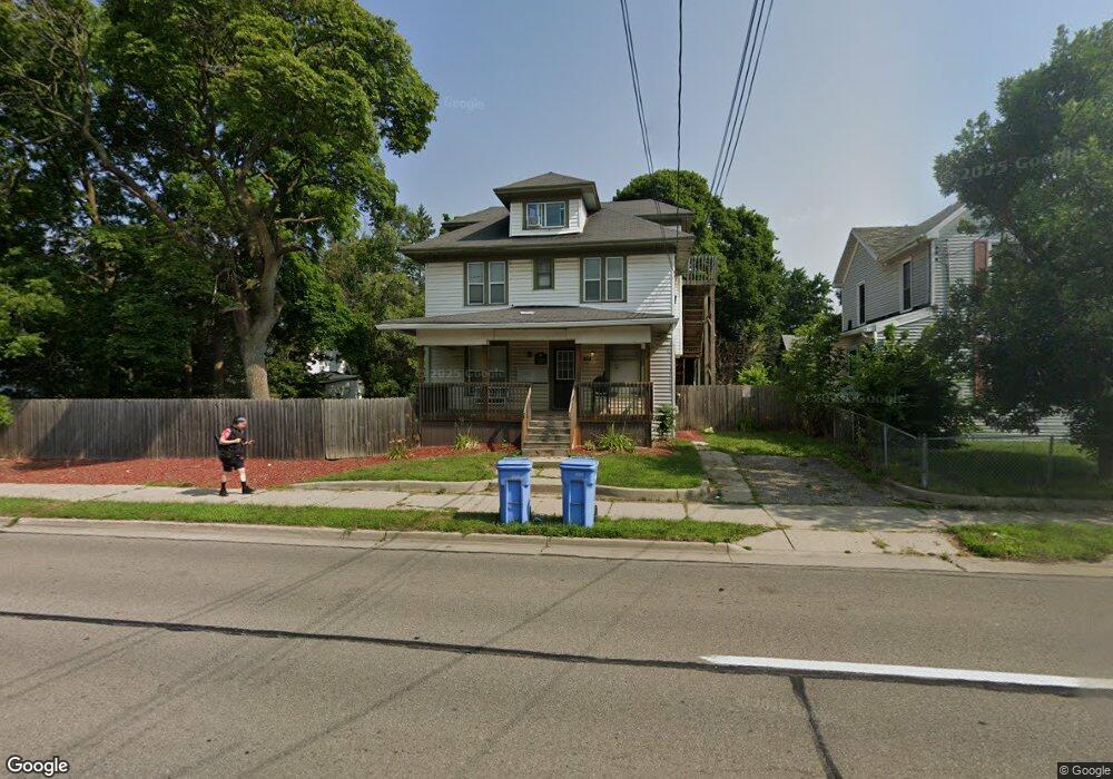 624 W Saginaw St, Lansing, MI 48933 - photo 1