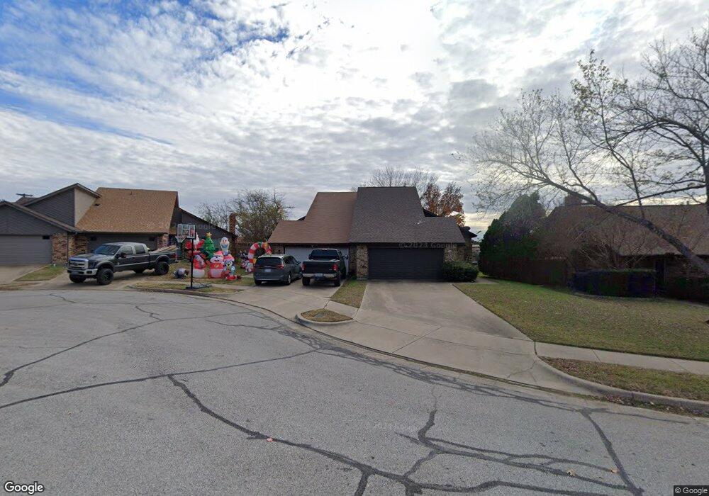 328 Mountain View Ct, Bedford, TX 76021 - photo 1