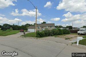 801 Lawn Ave, Gibbon, NE 68840