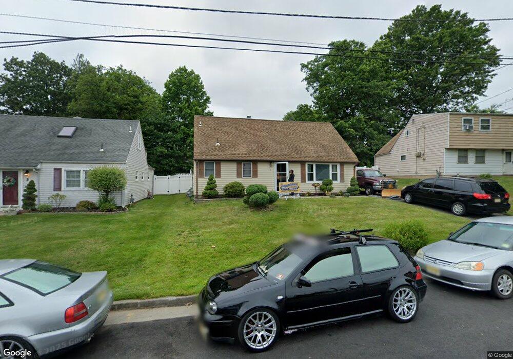 5 Linda Ave, Colonia, NJ 07067 - photo 1