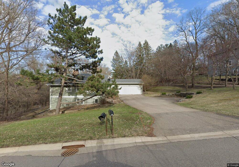 4601 Sparrow Rd, Minnetonka, MN 55345 - photo 1