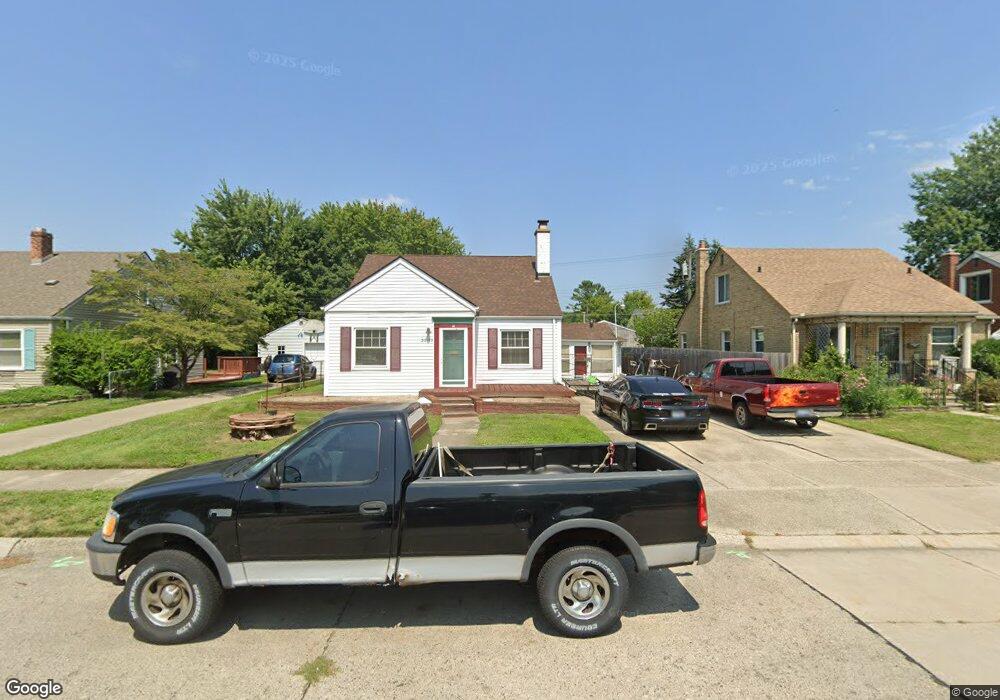 22113 Gaukler St, Saint Clair Shores, MI 48080 - photo 1