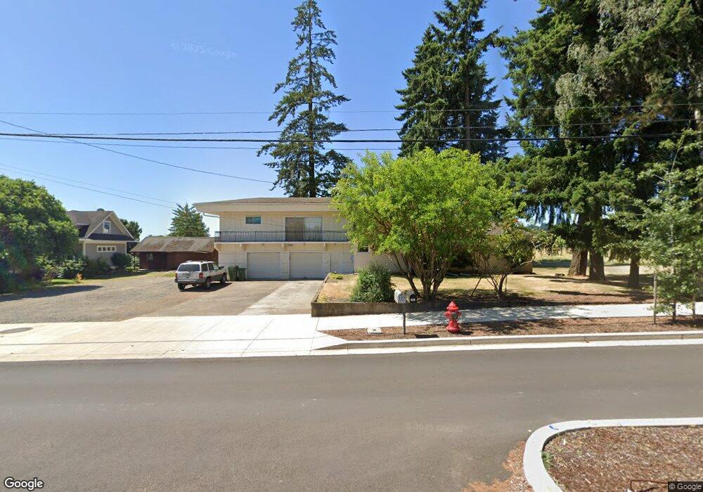 339 SW 9th St, Dundee, OR 97115 - photo 1