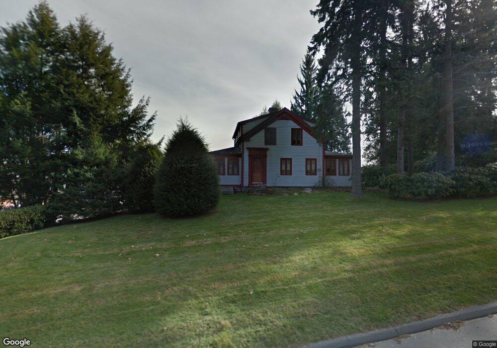 16 Tapping Reeve Village, Litchfield, CT 06759 - photo 1