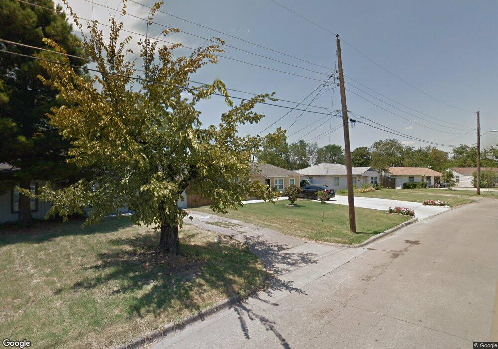 410 Shawnee Trace, Grand Prairie, TX 75051 - photo 1