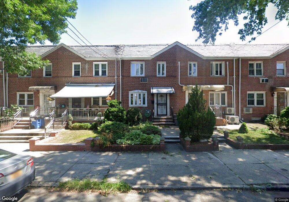 7509 167th St, Fresh Meadows, NY 11366 - photo 1