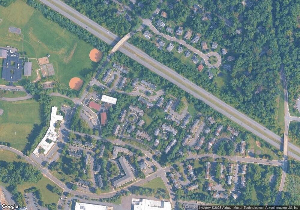 126 Oak Tree Ln, Warrenton, VA 20186 - photo 1