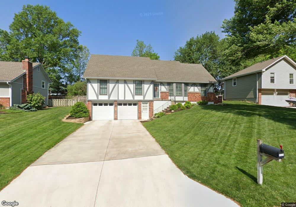 10250 Haskins St, Lenexa, KS 66215 - photo 1