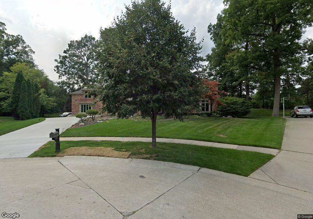 2340 Oak River Ct, Troy, MI 48098 - photo 1