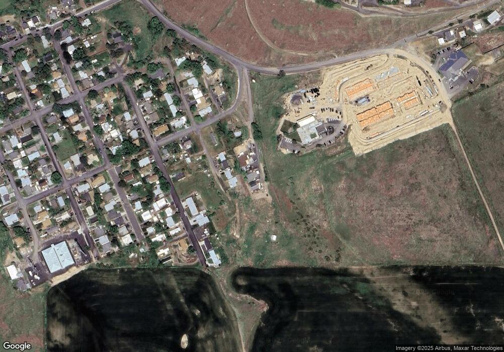 821 SE 11th St, Pendleton, OR 97801 - photo 1