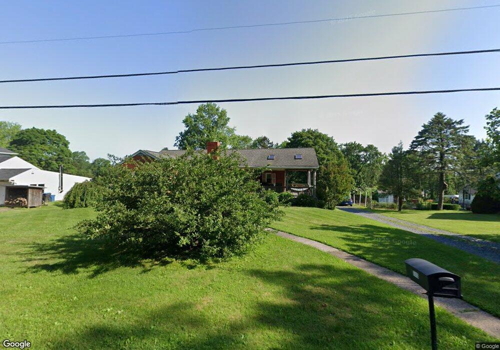 7413 Bell Gate Rd, Coopersburg, PA 18036 - photo 1