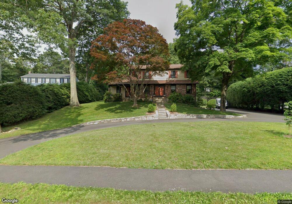 6 Allen Ct, Norwalk, CT 06851 - photo 1