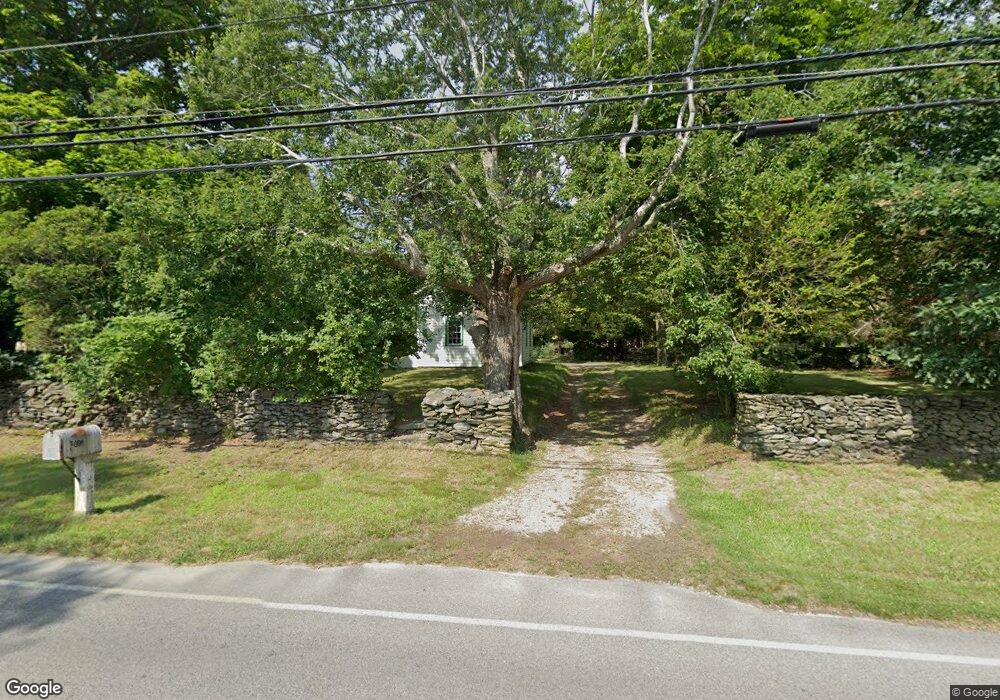 891 N Main Rd, Jamestown, RI 02835 - photo 1