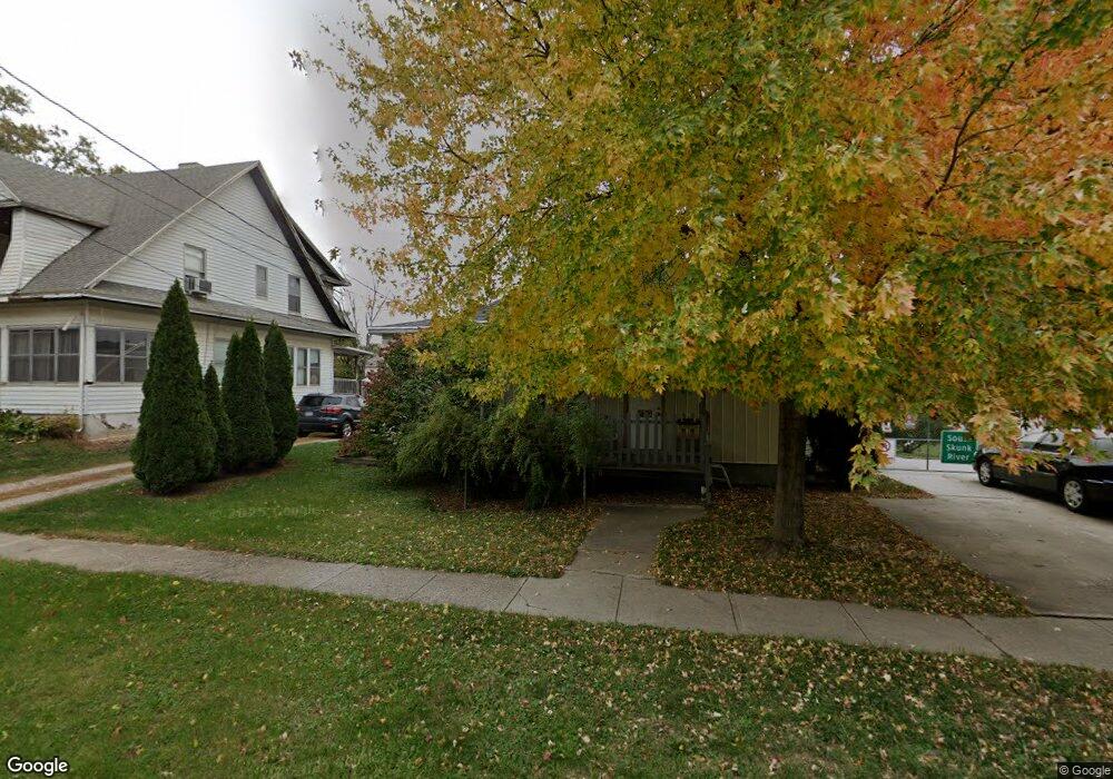 420 W 2nd St S, Newton, IA 50208 - photo 1