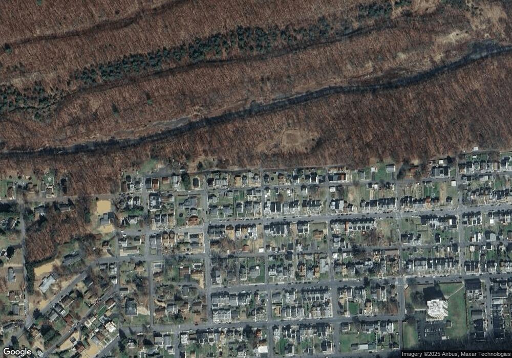 1603 W Independence St, Coal Township, PA 17866 - photo 1