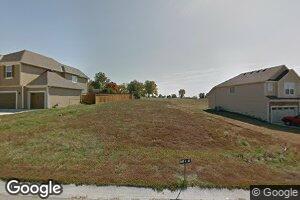 13285 Richland Ave, Bonner Springs, KS 66012