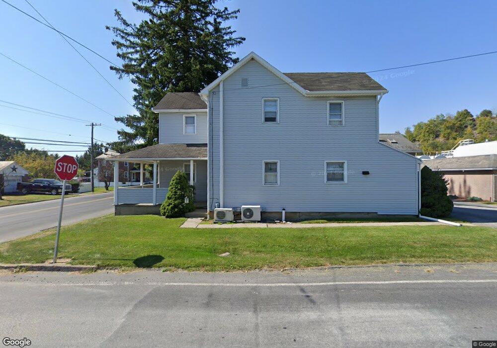 1113 Blue Valley Dr, Pen Argyl, PA 18072 - photo 1