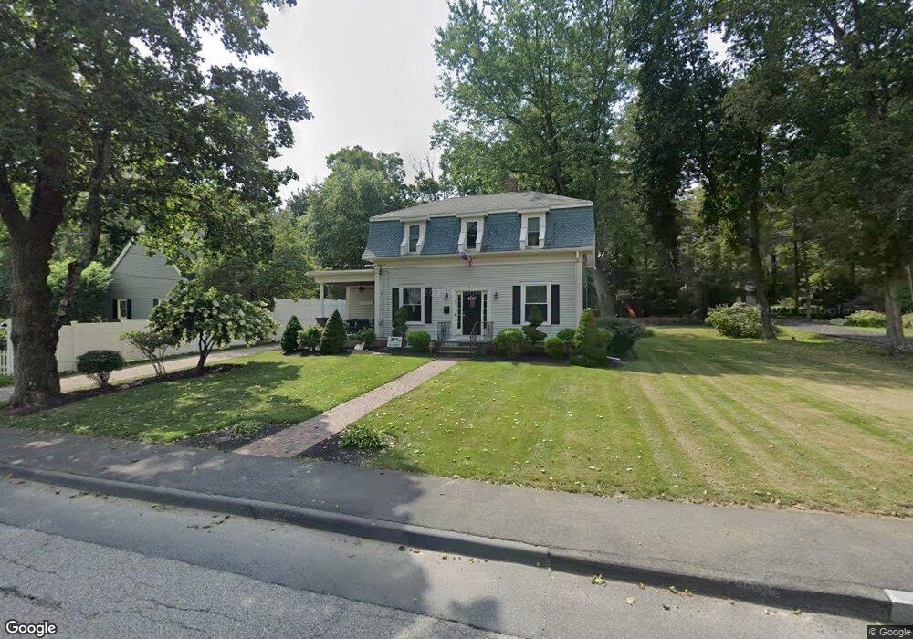 31 Lincoln St, Medway, MA 02053 - photo 1