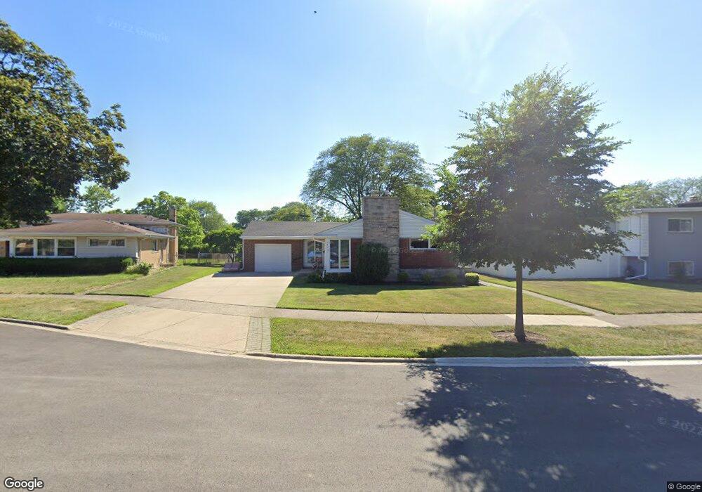 342 E Huntington Ln, Elmhurst, IL 60126 - photo 1