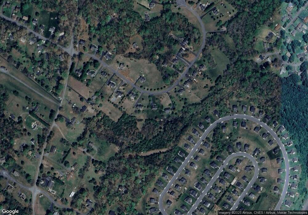 176 Southridge Dr, Ruckersville, VA 22968 - photo 1