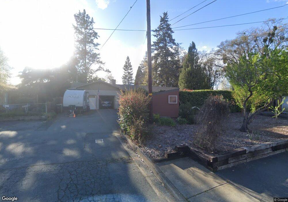 930 NE Cedar Ln, Grants Pass, OR 97526 - photo 1