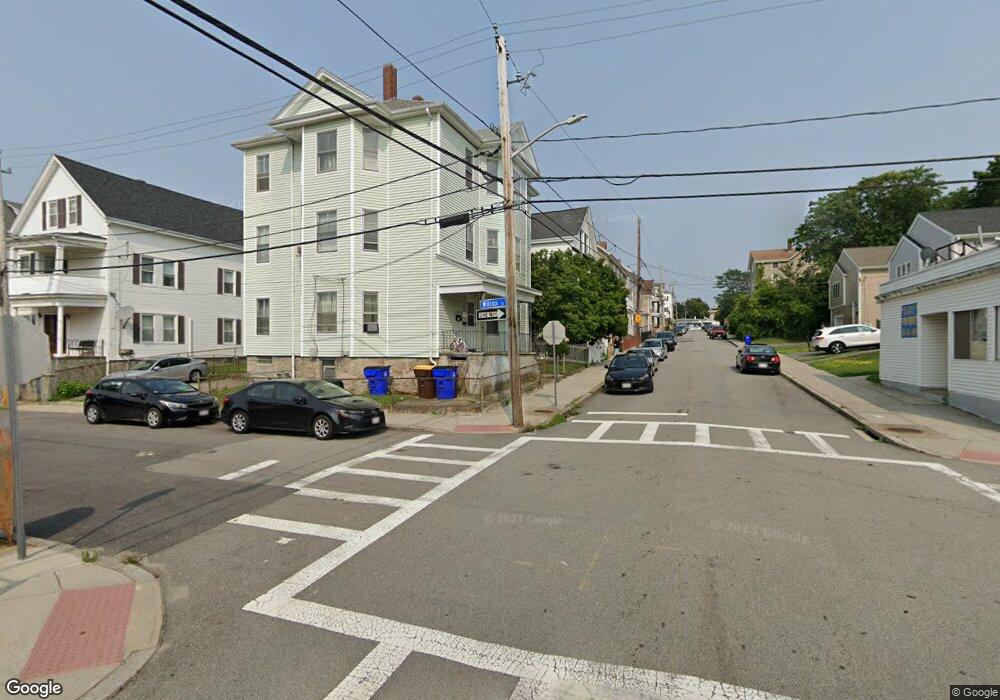 104 Wilcox St unit 1, Fall River, MA 02724 - photo 1