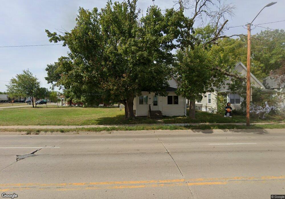 920 6th St SW, Cedar Rapids, IA 52404 - photo 1