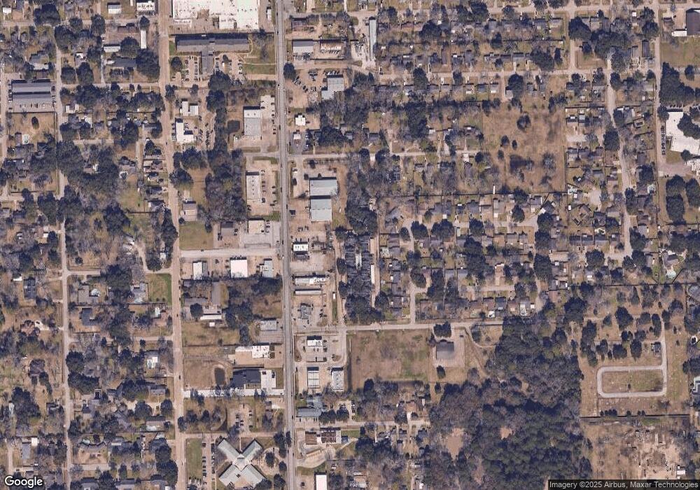 201 Oak Park Dr unit 1, Alvin, TX 77511 - photo 1