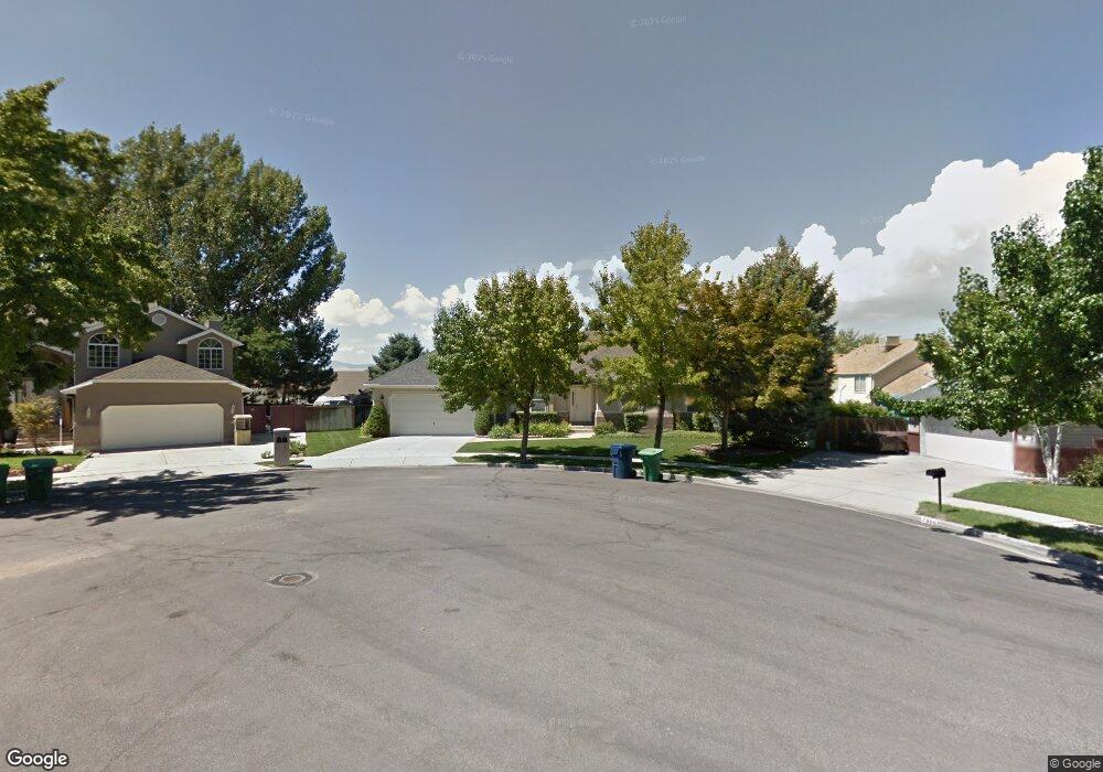 8008 Showcase Ln, Sandy, UT 84094 - photo 1