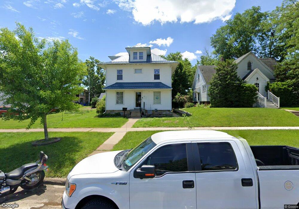 1411 A Ave NW, Cedar Rapids, IA 52405 - photo 1