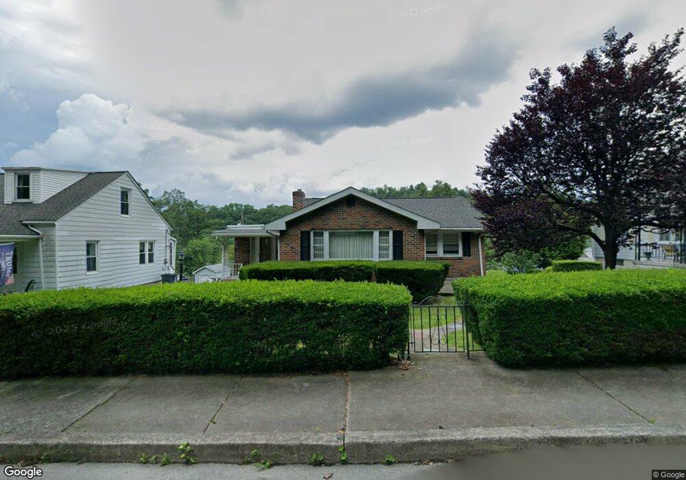 721 Arlington St, Tamaqua, PA 18252 - photo 1