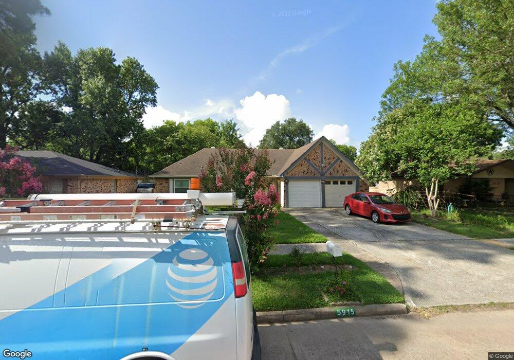 5915 Gum Grove Ln, Houston, TX 77088 - photo 1