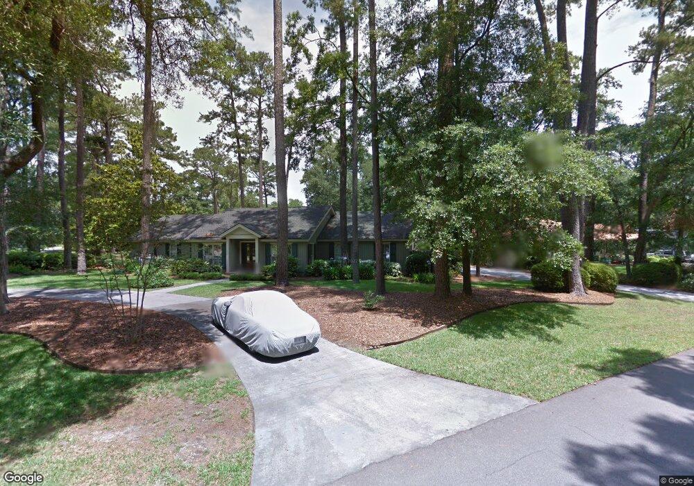 210 Commodore Dr, Savannah, GA 31410 - photo 1