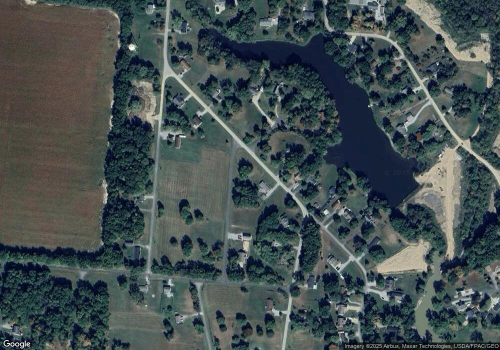 984 Krupp Dr, Perry Township, OH 45118 - photo 1