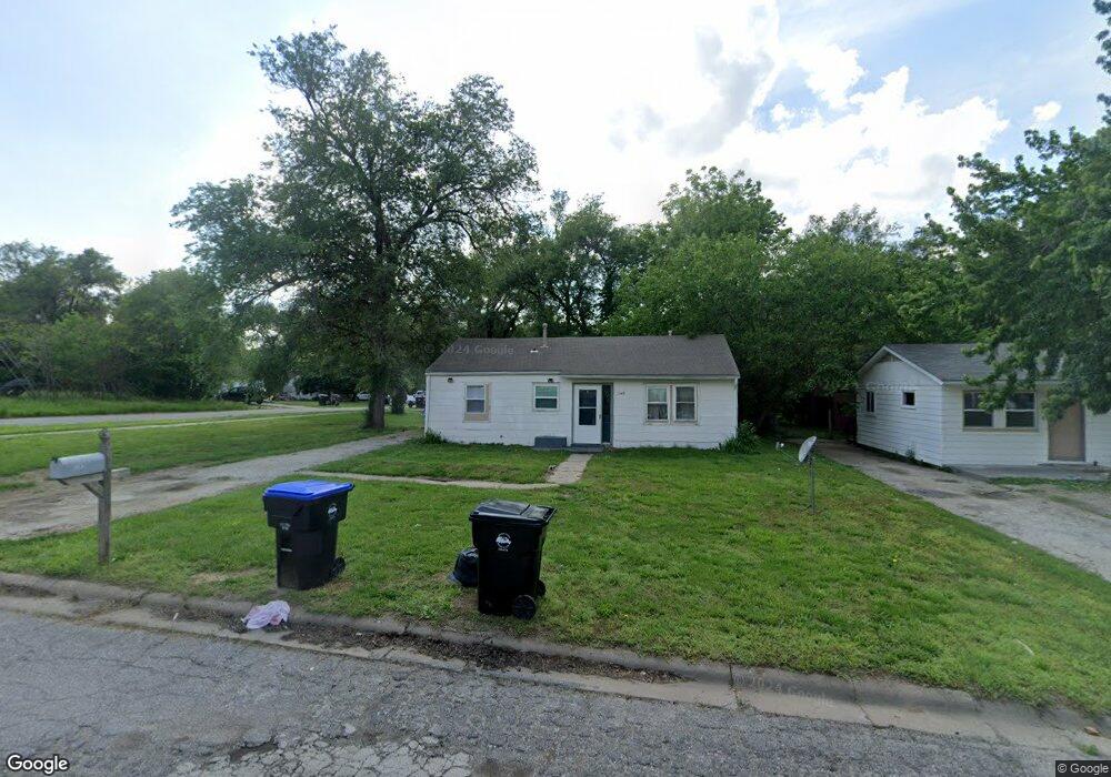 3347 SE Bryant St, Topeka, KS 66605 - photo 1