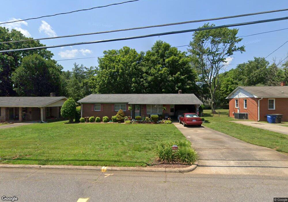 645 N Bost St, Statesville, NC 28677 - photo 1