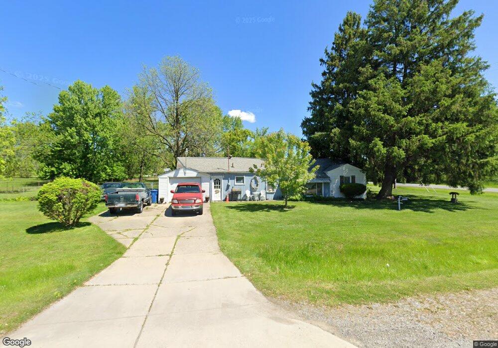 8002 Beecher Rd, Flushing, MI 48433 - photo 1