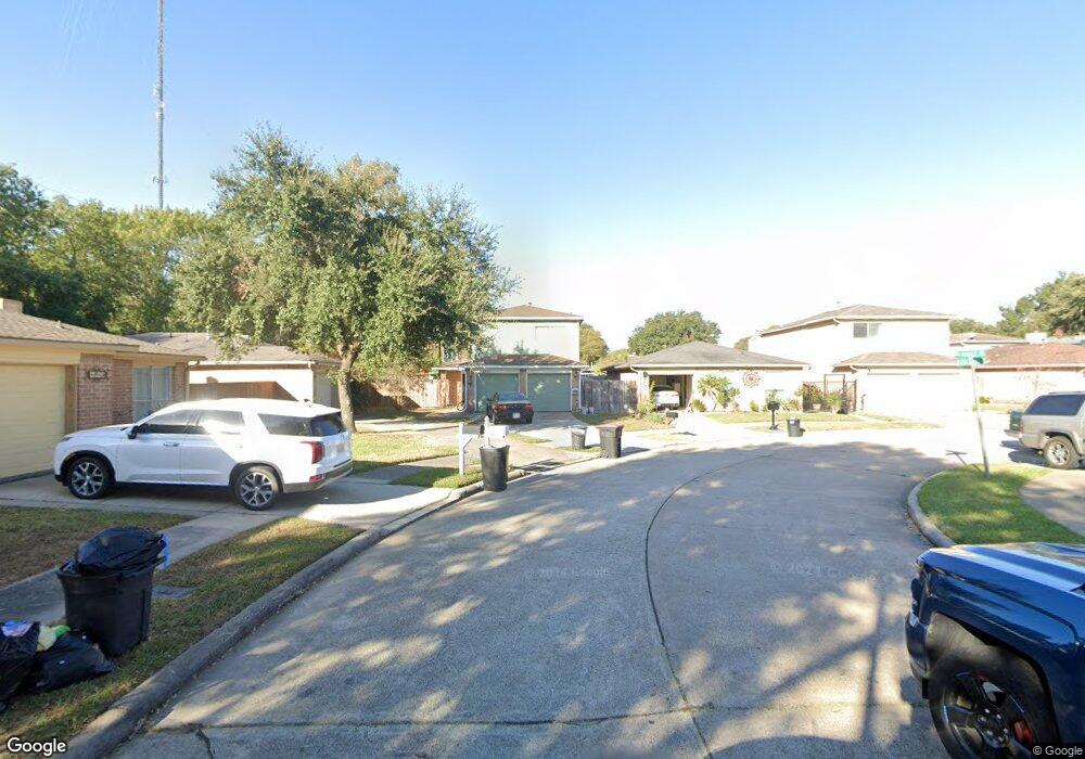 8347 R E Ridge Dr, Houston, TX 77040 - photo 1