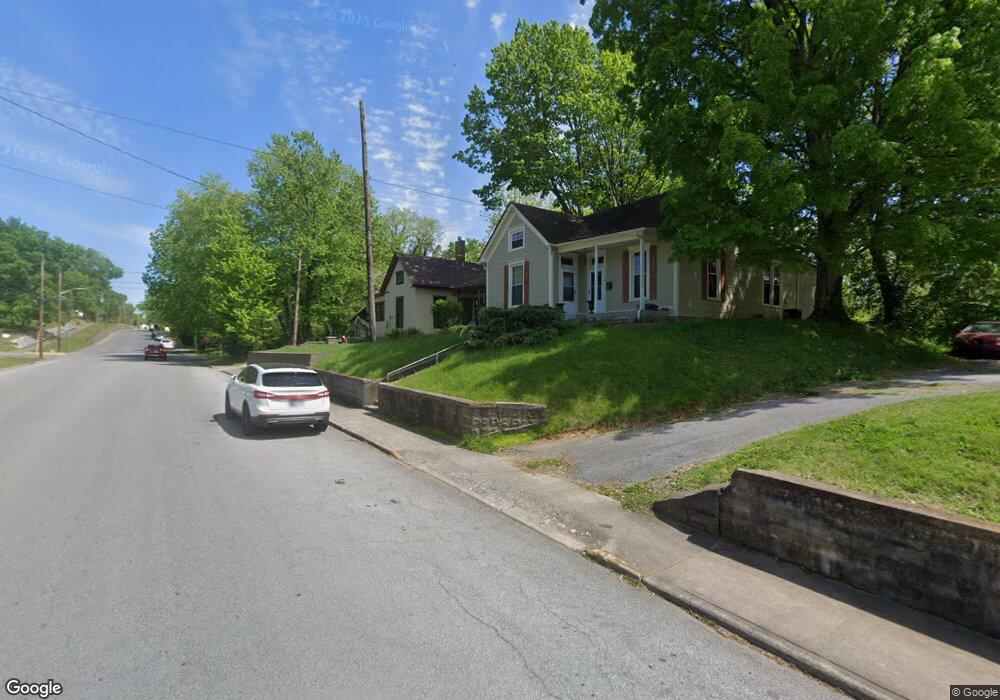 343 E Walnut St, Corydon, IN 47112 - photo 1