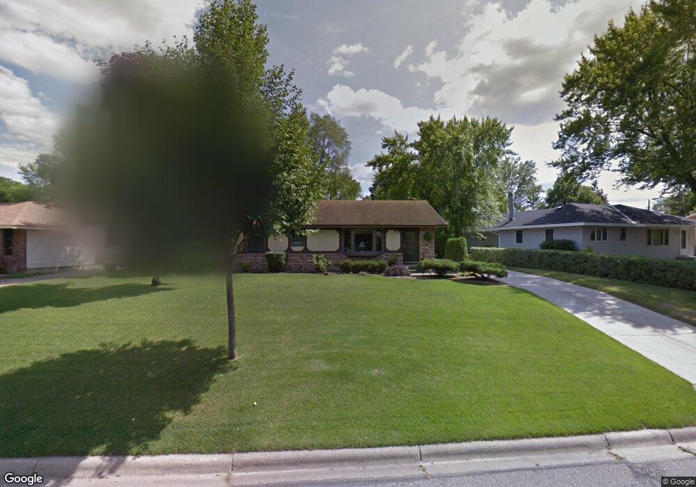 2552 115th Ave NW, Coon Rapids, MN 55433 - photo 1