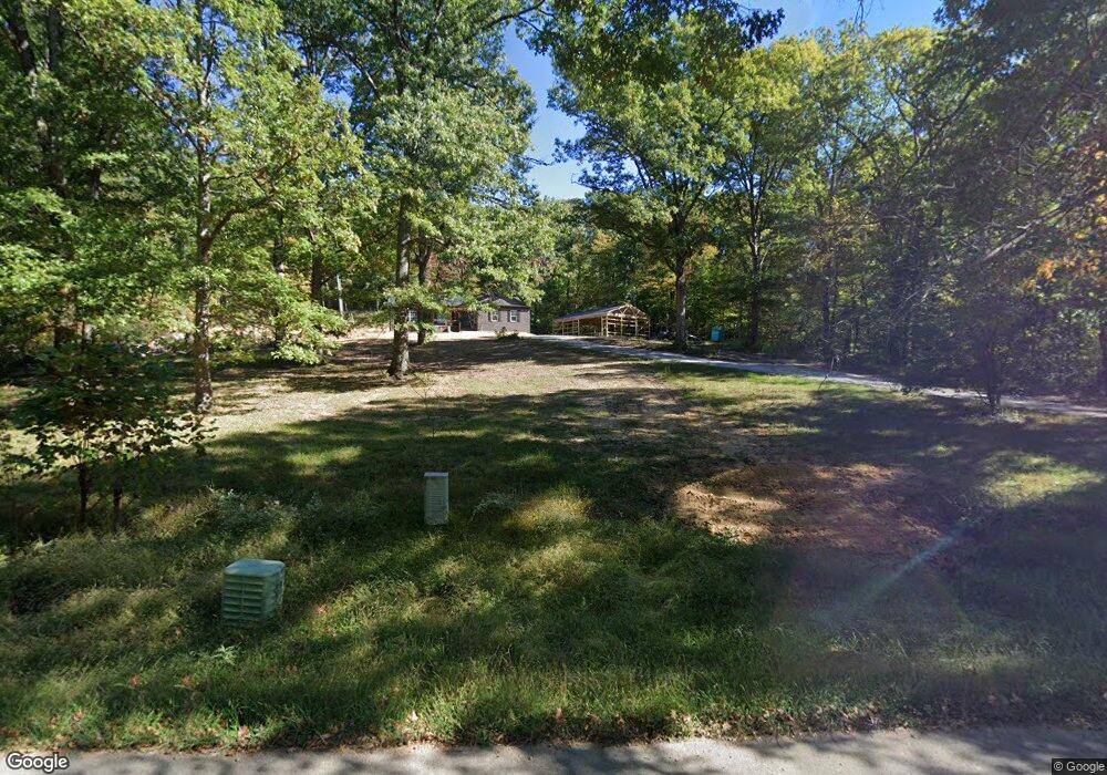 324 E Oak St, Lebanon Junction, KY 40150 - photo 1