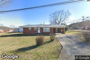 100 Helton St, Waynesboro, TN 38485