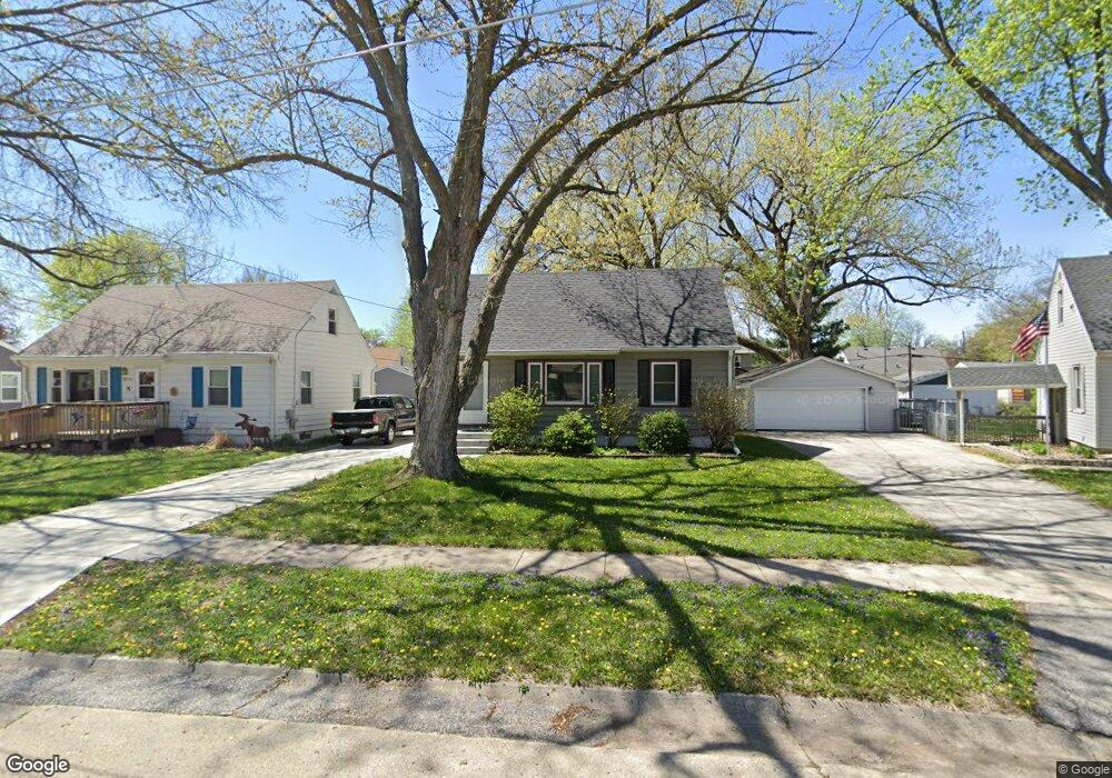 1918 51st St, Des Moines, IA 50310 - photo 1