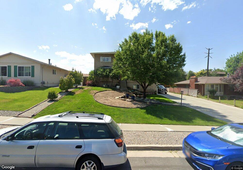 8216 Andorra Ln, Sandy, UT 84093 - photo 1
