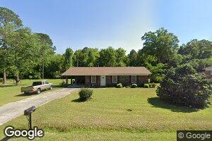 724 Cedar Dr, Ashburn, GA 31714