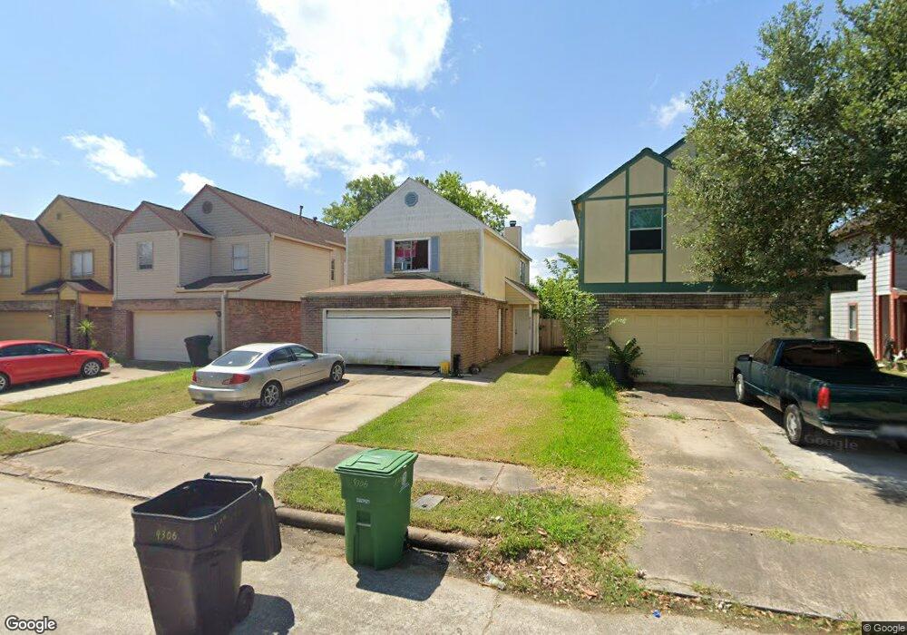 9306 Kingsflower Cir, Houston, TX 77075 - photo 1