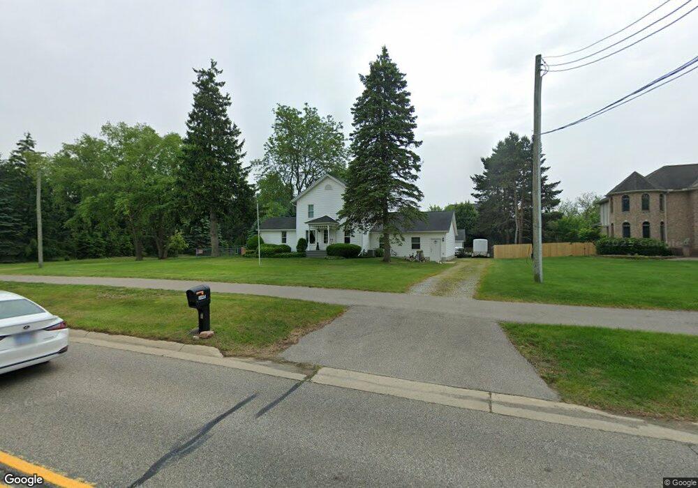 3645 W Tienken Rd, Rochester Hills, MI 48306 - photo 1