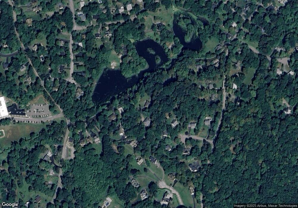 304 Watch Hill Rd, Cortlandt Manor, NY 10567 - photo 1