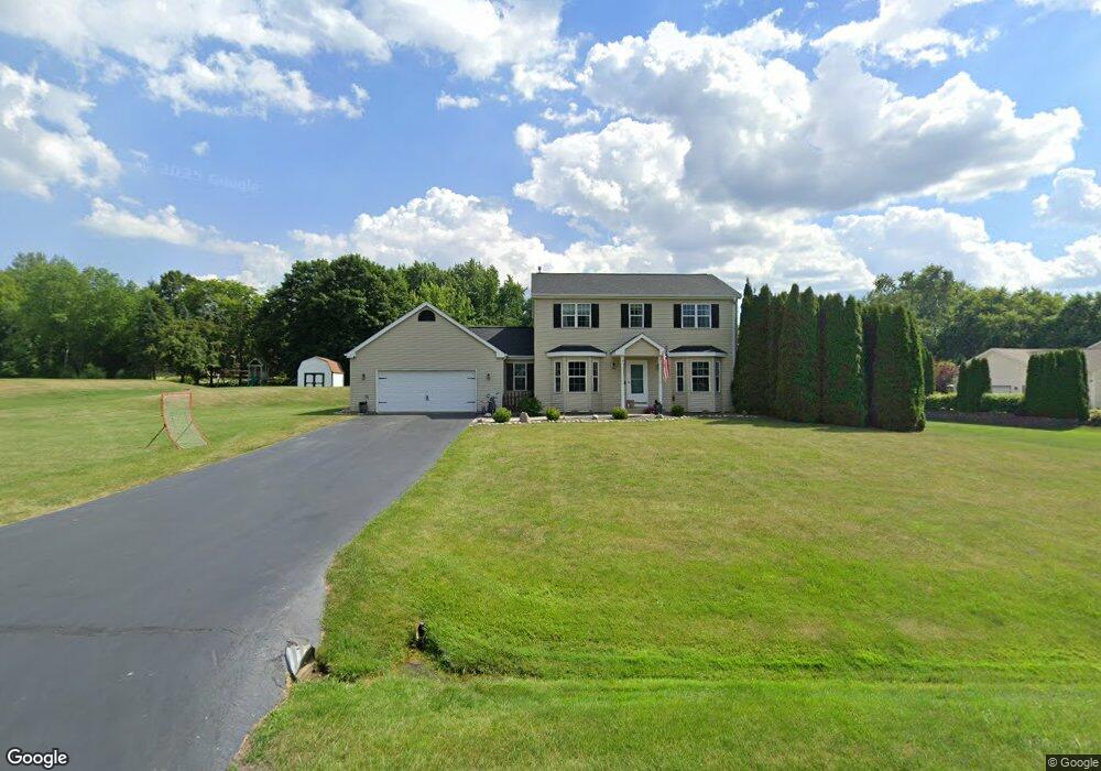 N59W26287 Indian Head Dr, Sussex, WI 53089 - photo 1